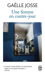 Une femme en contre-jour