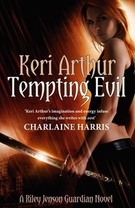 Keri Arthur - Tempting Evil - Number 3 in series.
