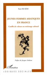 Jeunes femmes asiatiques en France