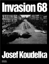 Josef Koudelka Invasion Prague 68