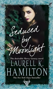 Laurell-K Hamilton - Seduced by Moonlight.