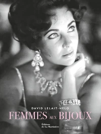 Femmes aux bijoux
