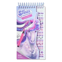 Strass et coloriages Licornes