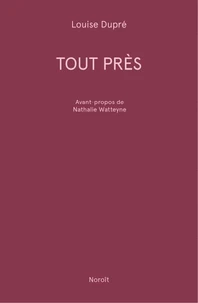 Tout près