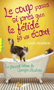 Le coup passa si près que le félidé fit un écart