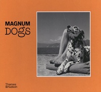  Magnum photos - Magnum Dogs.
