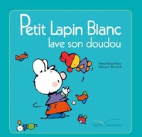 Petit Lapin Blanc lave son doudou