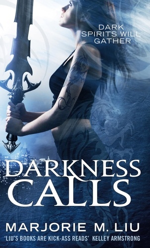 Darkness Calls. Hunter Kiss: Book 2