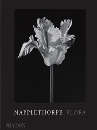 Mark Holborn - Mapplethorpe flora - The complete flowers.