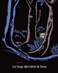 Le loup derrière le livre