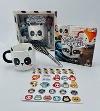 Mélanie Denizot et Albane Hemon - Coffret Mon atelier Mug Cake Panda - Avec 1 mug kawaii, 1 fouet, plus de 20 stickers et 1 livre de 20 recettes.