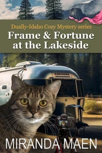 Frame &amp; Fortune at the Lakeside