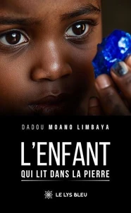 L'enfant qui lit dans la pierre