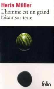 L'homme est un grand faisan sur terre