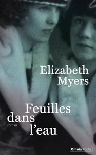 Feuilles dans l'eau