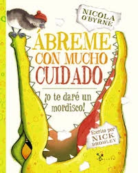 Abreme con mucho cuidado