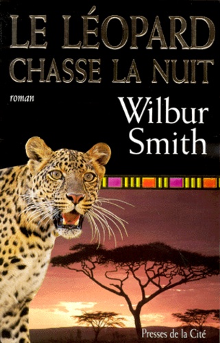 Le Léopard Chasse La Nuit