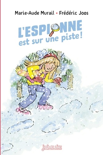 L'espionne Est Sur Une Piste !