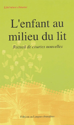 L'enfant Au Milieu Du Lit