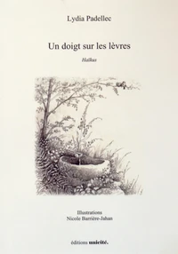 Un doigt sur les lèvres
