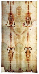 Reproduction du linceul de Turin face à l'échelle 100%