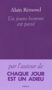 Un Jeune Homme Est Passe
