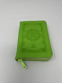  Revelation - Saint Coran - FranCais - pochette (11 x 15 cm) - vert clair.