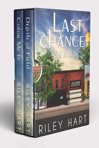 Riley Hart - Last Chance: The Complete Series.
