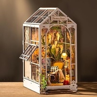 ROBOTIME EUROPE LTD PAP - GARDENHOUSE Construction monde miniature Book Nook - Abri de jardin