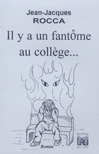 Il y a un fantôme au collège...