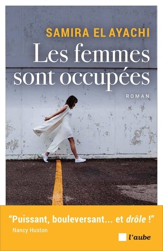 Les femmes sont occupées