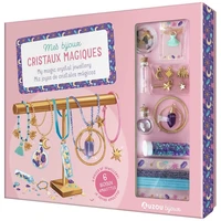 Mes bijoux cristaux magiques : 6 bijoux amulettes. my magic crystal jewellery :