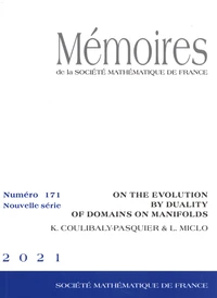 On the evolution by duality of domains on manifolds