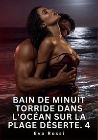 Bain de minuit torride dans l'océan sur la plage déserte #4