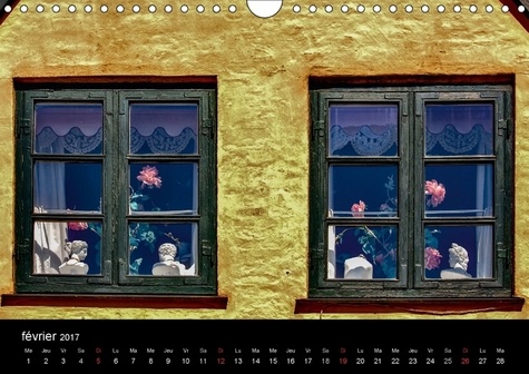 Fenêtres anciennes au Danemark. Un vieux village de pêcheurs, de petites maisons d'époque aux fenêtres anciennes et décorées avec soin et originalité. Calendrier mural A4 horizontal 2017