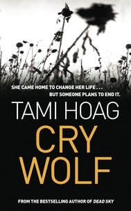 Tami Hoag - Cry Wolf.