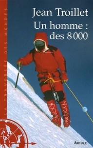 Un homme : des 8 000