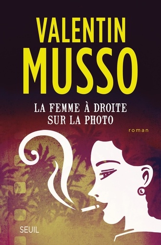 La femme à droite sur la photo