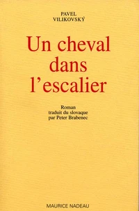 Un cheval dans l'escalier